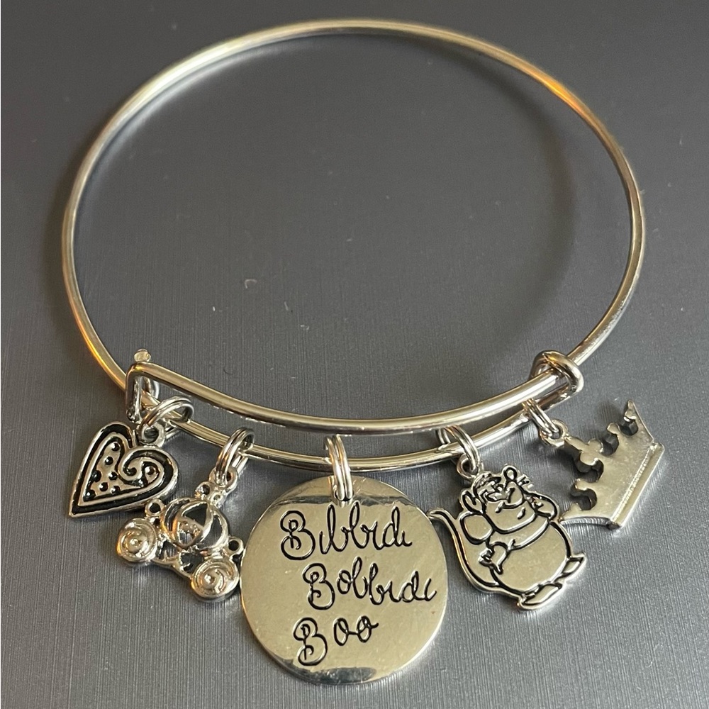 “Bibbidi Bobbidi Boo” ❤️ Bangle in Silver-tone